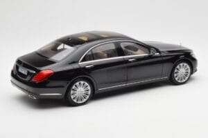 Mercedes S-Class W222 Svart Metallic Norev 1:18 183480 Metall — bild 3 av 8