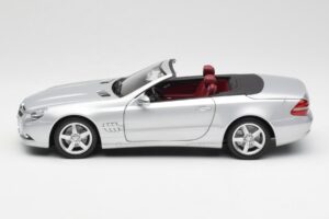 Mercedes SL 500 R230 Cabriolet Iridium Silver Minichamps 1:18 B66962388 Metall — bild 4 av 8