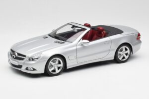 Mercedes SL 500 R230 Cabriolet Iridium Silver Minichamps 1:18 B66962388 Metall