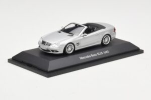 Mercedes SL 55 AMG R230 Silver Minichamps 1:43 B66962347 Metall — bild 2 av 4