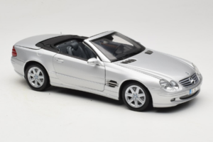 Mercedes SL R129 Silver Minichamps 1:18 B66962133 Metall — bild 8 av 10