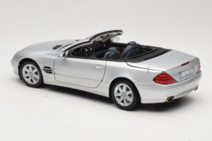 Mercedes SL R129 Silver Minichamps 1:18 B66962133 Metall — bild 9 av 10