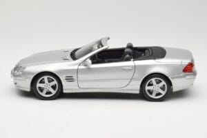 Mercedes SL R230 Silver Maisto 1:18 B66962125 Metall — bild 4 av 8