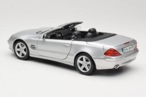 Mercedes SL R230 Silver Maisto 1:18 B66962125 Metall — bild 7 av 8