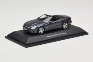 Mercedes SL R230 Tenorit Grey Metallic Minichamps 1:43 B66962392 Metall — bild 2 av 4