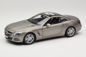 Mercedes SL500 R231 Dark Grey Matt Norev 1:18 183590 Metall — bild 3 av 9