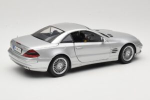 Mercedes SL55 AMG R230 Silver Maisto 1:18 36894 Metall — bild 3 av 8