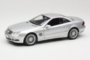 Mercedes SL55 AMG R230 Silver Maisto 1:18 36894 Metall