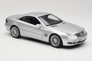 Mercedes SL55 AMG R230 Silver Maisto 1:18 36894 Metall — bild 6 av 8