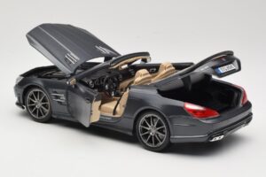 Mercedes SL65 AMG Black Series R230 Matte Black Maisto 1:18 36198 Metall — bild 5 av 8
