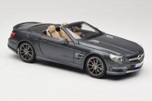 Mercedes SL65 AMG Black Series R230 Matte Black Maisto 1:18 36198 Metall — bild 6 av 8