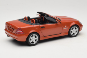 Mercedes SLK R170 230 AMG Orange Metallic Minichamps 1:18 B66005227 Metall — bild 3 av 9