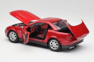 Mercedes SLK 230 R170 Röd Maisto 1:18 56023 Metall — bild 6 av 9