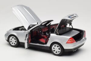 Mercedes SLK R170 Brilliant Silver Norev 1:18 183020 Metall — bild 6 av 9