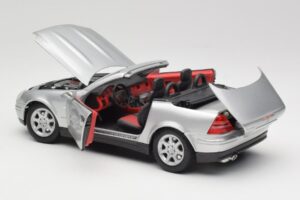 Mercedes SLK R170 Roadster Silver Maisto 1:18 31674 Metall — bild 7 av 9