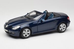 Mercedes SLK R171 Blå Maisto 1:18 B66962190 Metall