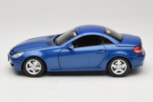 Mercedes SLK R171 Blue Metallic Minichamps 1:18 100033131 Metall — bild 5 av 11
