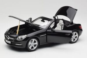 Mercedes SLK R172 Magnetite Svart Minichamps 1:18 B66960514 Metall — bild 2 av 8