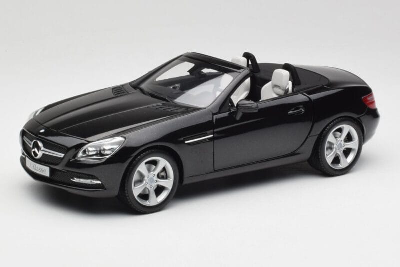 Mercedes SLK R172 Magnetite Svart Minichamps 1:18 B66960514 Metall
