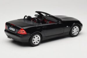 Mercedes SLK200 R170 Svart Norev 1:18 B66040714 Metall — bild 4 av 9