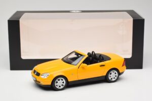 Mercedes SLK200 R170 Gul Norev 1:18 B66040713 Metall — bild 9 av 9