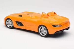 Mercedes SLR McLaren C199 Stirling Moss AMG Solarbeam Metallic Minichamps 1:18 100038400 Metall — bild 7 av 8