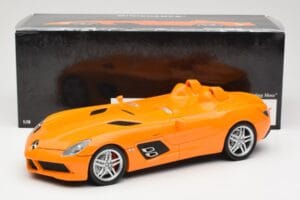Mercedes SLR McLaren C199 Stirling Moss AMG Solarbeam Metallic Minichamps 1:18 100038400 Metall — bild 8 av 8