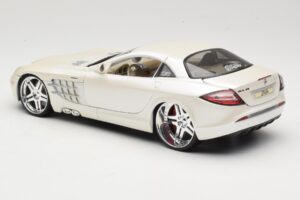 Mercedes SLR McLaren C199 Vit Maisto 1:18 31068 Metall — bild 7 av 8