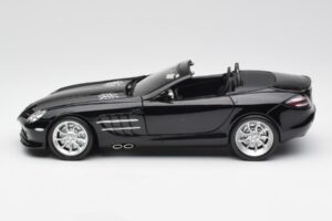 Mercedes SLR McLaren Roadster R199 Crystal Galaxit Svart Minichamps 1:18 B66961004 Metall — bild 4 av 8