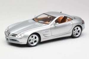 Mercedes SLR Vision Liquid Silver Maisto 1:18 B66962101 Metall