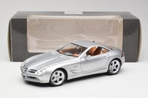 Mercedes SLR Vision Liquid Silver Maisto 1:18 B66962101 Metall — bild 8 av 8