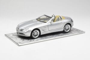 Mercedes SLR Vision Roadster Liquid Silver Maisto 1:18 B66963208 Metall