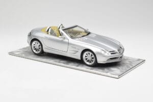 Mercedes SLR Vision Roadster Liquid Silver Maisto 1:18 B66963208 Metall — bild 6 av 8