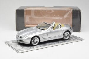 Mercedes SLR Vision Roadster Liquid Silver Maisto 1:18 B66963208 Metall — bild 8 av 8
