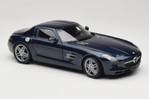 Mercedes SLS AMG C197 Blue Metallic Minichamps 1:18 100039021 Metall — bild 6 av 8