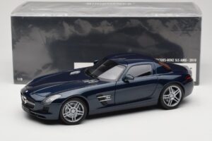 Mercedes SLS AMG C197 Blue Metallic Minichamps 1:18 100039021 Metall — bild 8 av 8