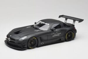 Mercedes AMG SLS C197 GT3 45 År Driving Performance Minichamps 1:18 151133100 Metall