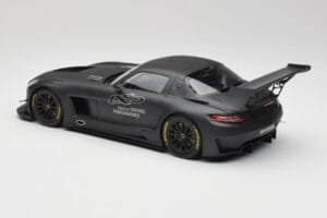 Mercedes AMG SLS C197 GT3 45 År Driving Performance Minichamps 1:18 151133100 Metall — bild 5 av 6
