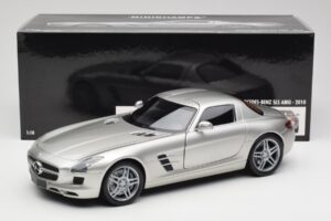 Mercedes SLS AMG C197 Matt Silver Minichamps 1:18 100039029 Metall — bild 8 av 8