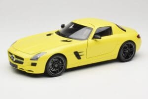 Mercedes SLS AMG C197 Gul Minichamps 1:18 100039022 Metall