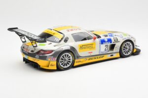 Mercedes SLS AMG GT3 #21 Rowe Racing Arnold / Roloff / Seyffarth / Jäger ADAC 24 Hours Nürburgring 2013 Minichamps 1:18 15113 — bild 2 av 6