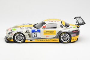 Mercedes SLS AMG GT3 #21 Rowe Racing Arnold / Roloff / Seyffarth / Jäger ADAC 24 Hours Nürburgring 2013 Minichamps 1:18 15113 — bild 3 av 6