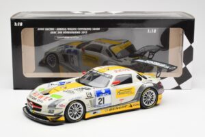 Mercedes SLS AMG GT3 #21 Rowe Racing Arnold / Roloff / Seyffarth / Jäger ADAC 24 Hours Nürburgring 2013 Minichamps 1:18 15113 — bild 6 av 6