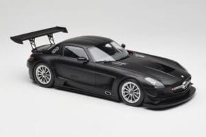 Mercedes SLS AMG GT3 C197 Street Matt Svart Minichamps 1:18 151113101 Metall — bild 4 av 6