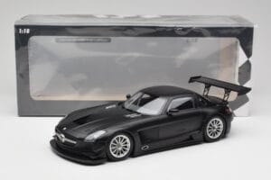 Mercedes SLS AMG GT3 C197 Street Matt Svart Minichamps 1:18 151113101 Metall — bild 6 av 6