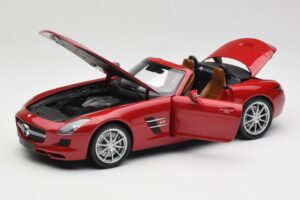 Mercedes SLS AMG R197 Roadster Le Mans Röd Minichamps 1:18 100039030 Metall — bild 2 av 8