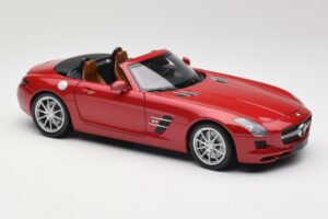 Mercedes SLS AMG R197 Roadster Le Mans Röd Minichamps 1:18 100039030 Metall — bild 6 av 8