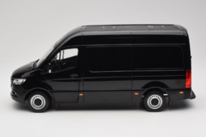 Mercedes Sprinter Svart Norev 1:18 183041 Metall — bild 4 av 8