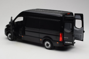 Mercedes Sprinter Svart Norev 1:18 183041 Metall — bild 5 av 8