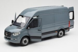 Mercedes Sprinter W907 Blågrå Norev 1:18 183423 Metall — bild 2 av 7